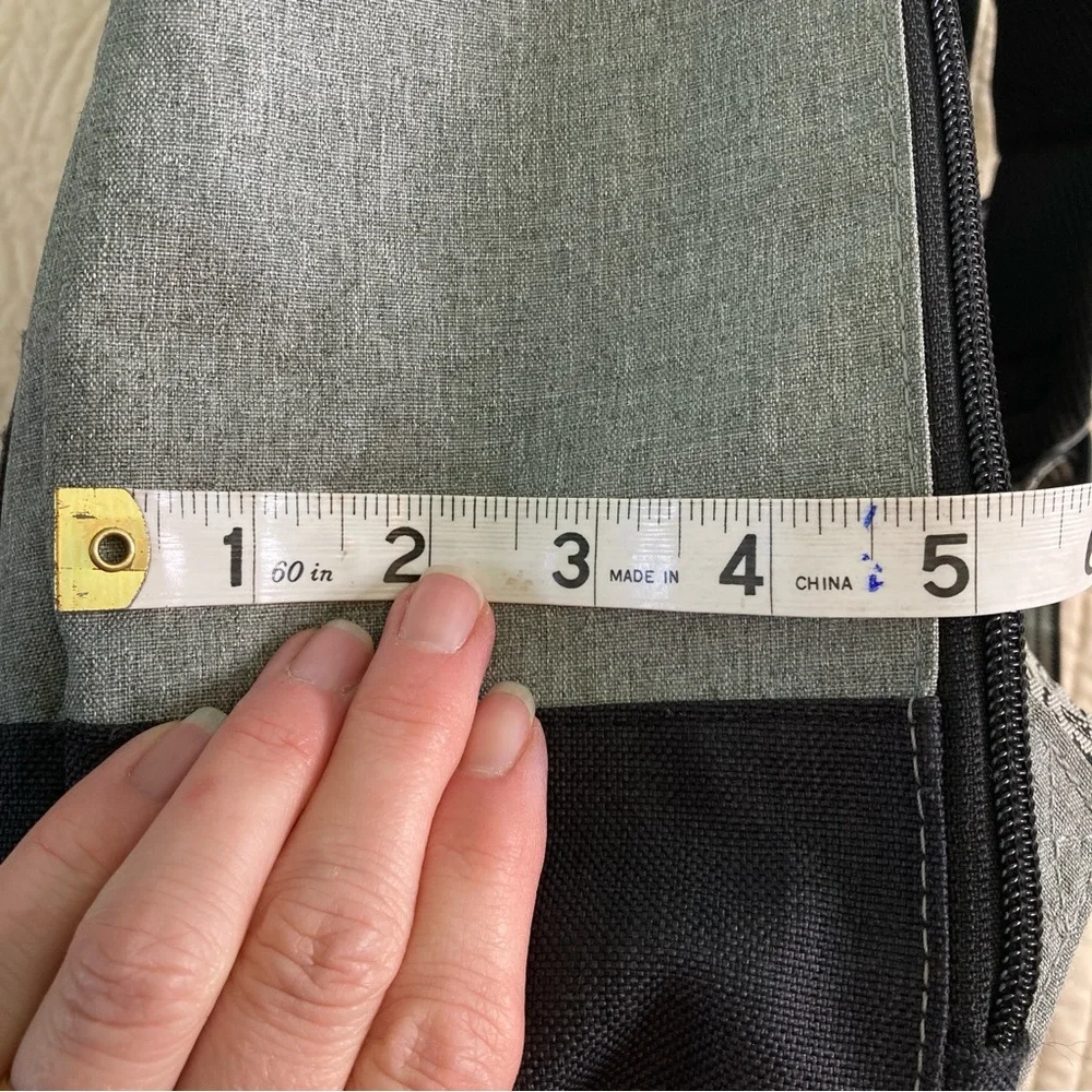 Dakine Trek 26L‎ Backpack Gray/Black Laptop Sleeve